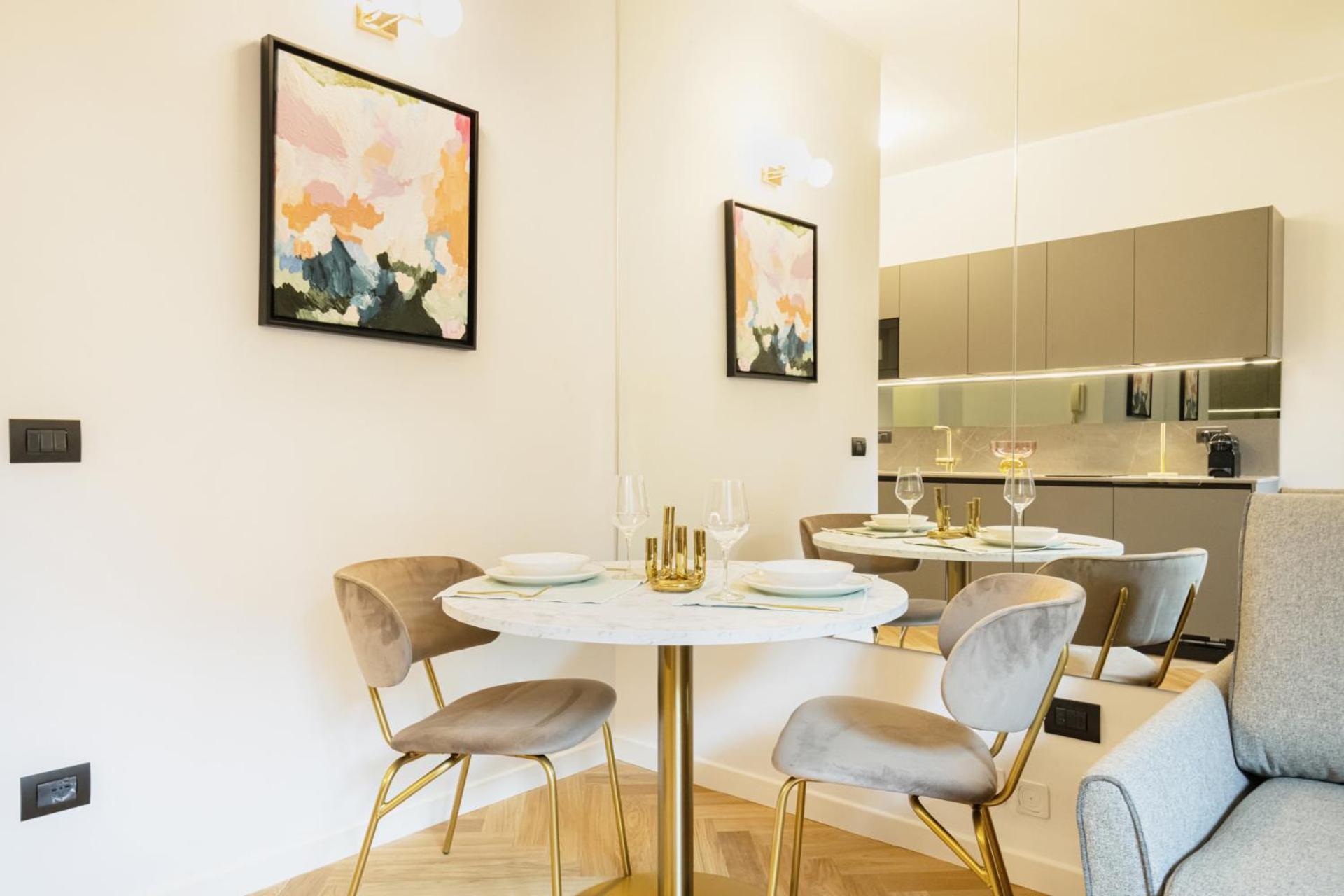 Apartamento Easylife - Nido Di Charme In Sant'ambrogio *